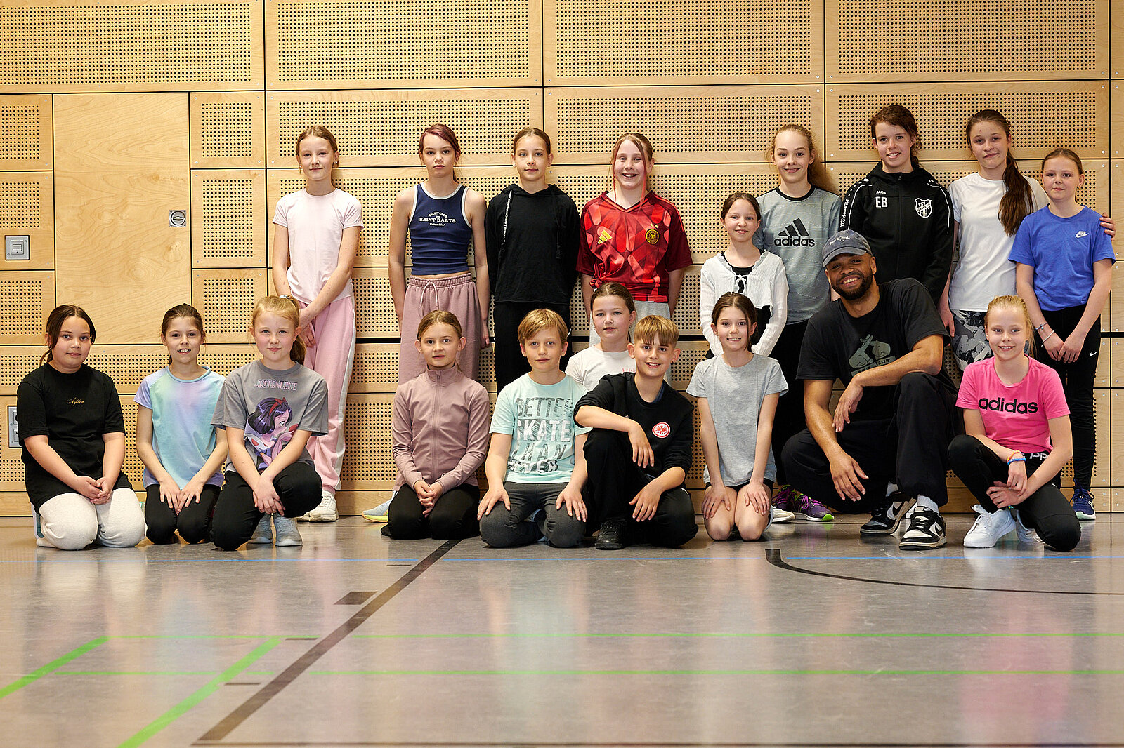 Gruppenfoto Kids - Jugendliche