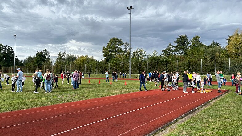 Herbstsportfest 2026 Sportgelände Glauburg - Glauberg mit Teilnehmernlick